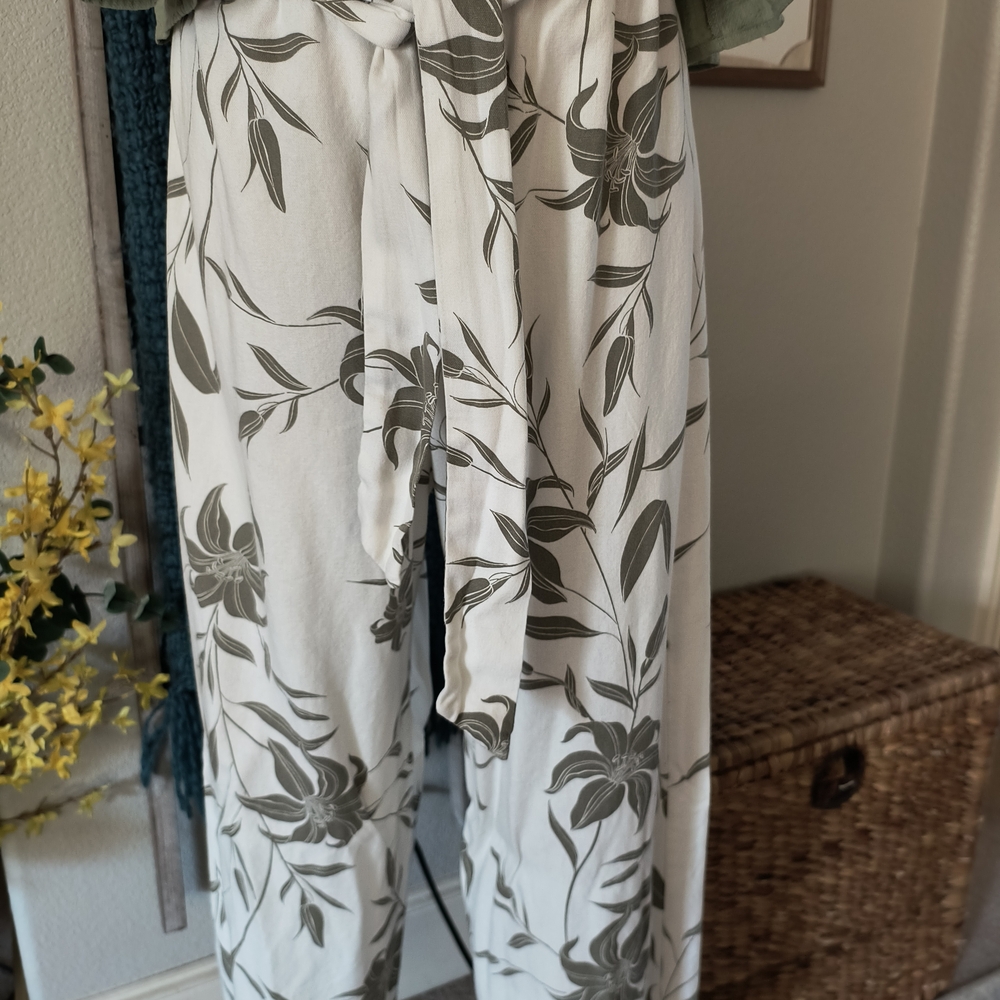 Floral Print Women's Pants